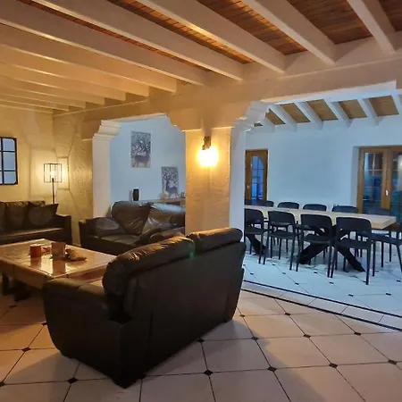 De Groupe La Gloriette بيت للعطل *